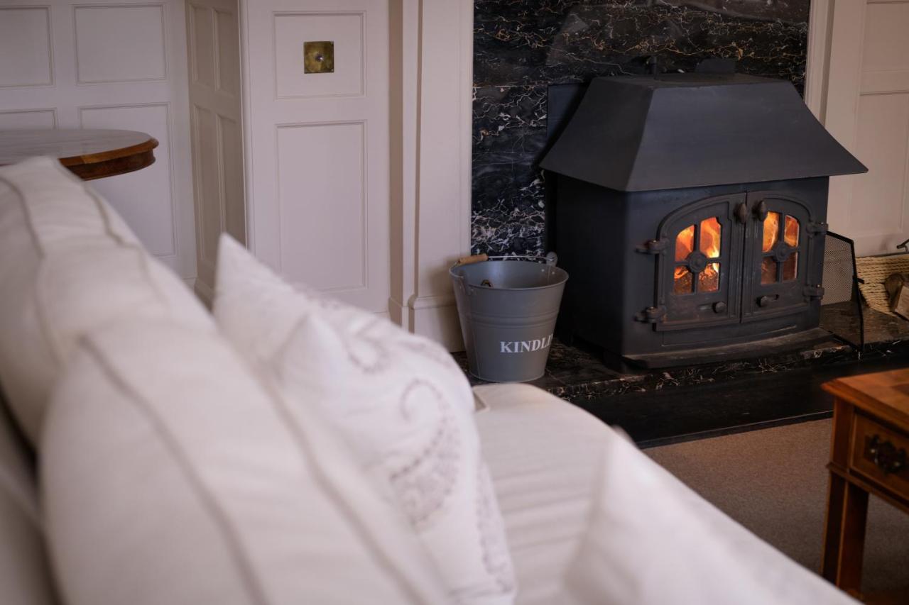 Lys-Na-Greyne Bed & Breakfast Aboyne Eksteriør bilde