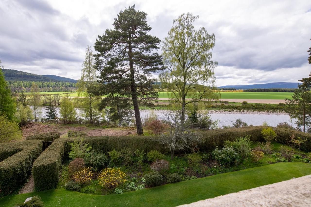 Lys-Na-Greyne Bed & Breakfast Aboyne Eksteriør bilde