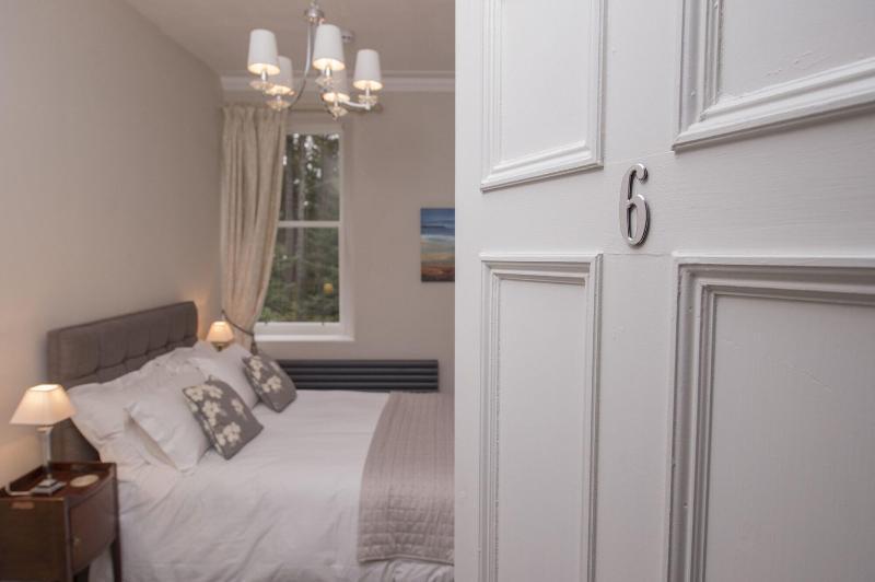 Lys-Na-Greyne Bed & Breakfast Aboyne Eksteriør bilde